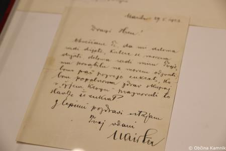 Zadnje javno vodstvo po razstavi Zgodbe Maistrovih predmetov iz virtualnosti v resnično (31)